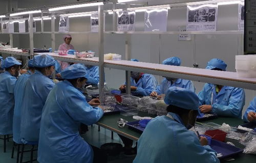 中国数据中心行业发展趋势与通讯产品市场洞察——基于中国电子商会行业报告的分析